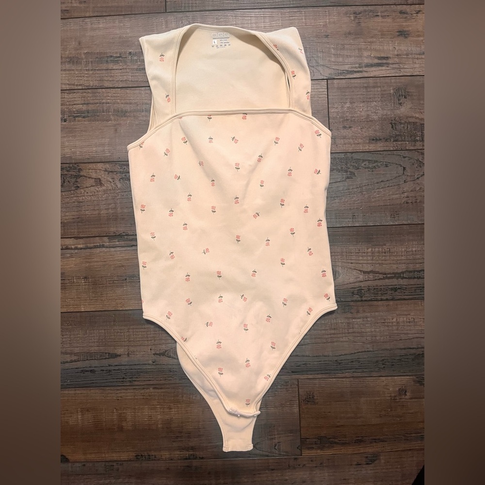 Cream Floral bodysuit